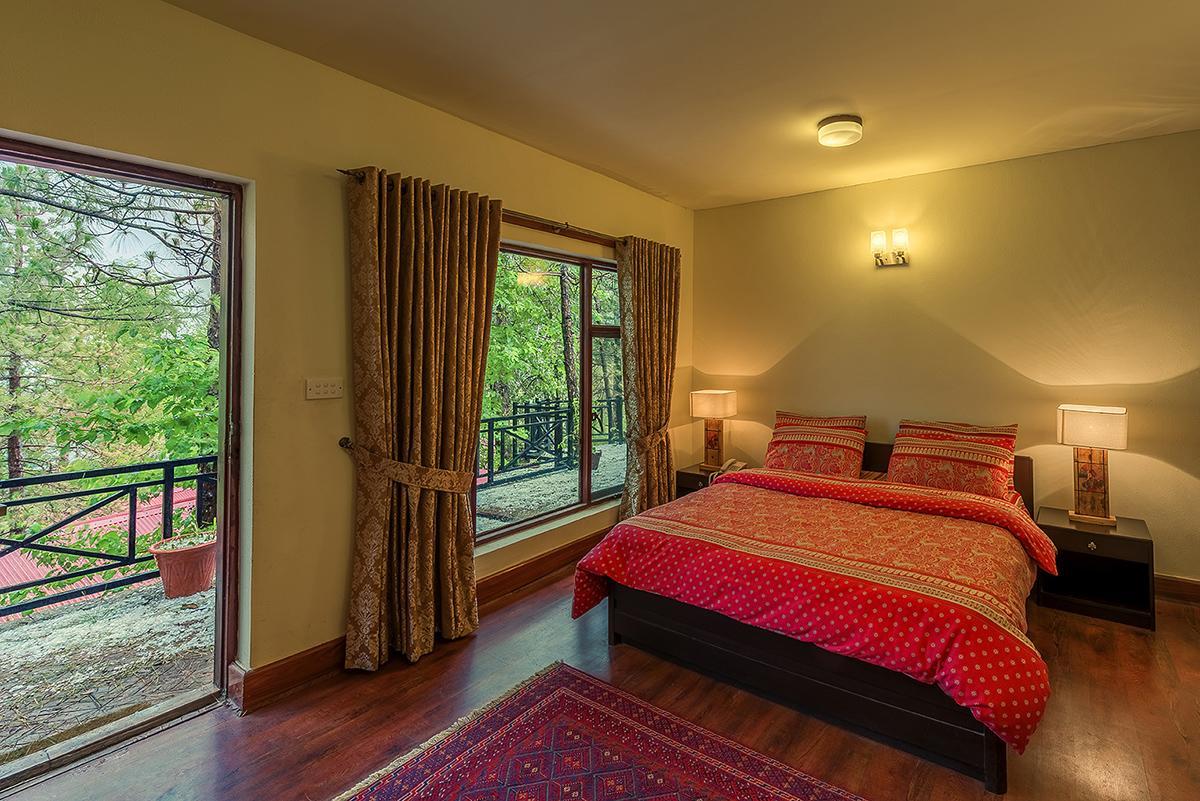 Arcadian Blue Pines Hotel Murree Exterior foto