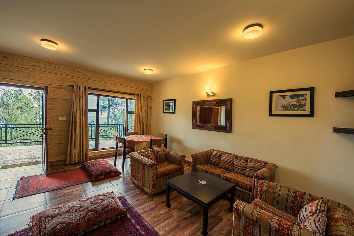 Arcadian Blue Pines Hotel Murree Exterior foto